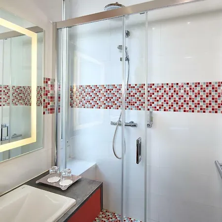 3h Marais Hotel 3*